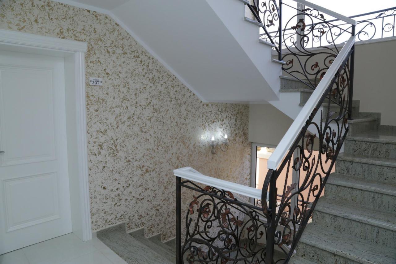 Hotel Metropolis Ulcinj Exterior foto