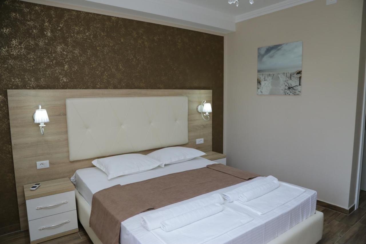 Hotel Metropolis Ulcinj Exterior foto
