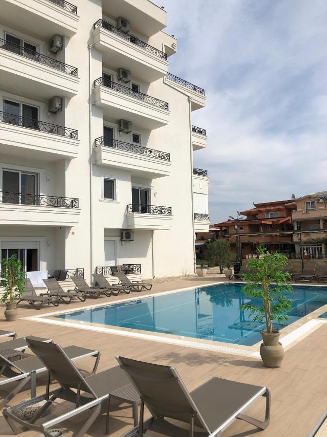 Hotel Metropolis Ulcinj Exterior foto