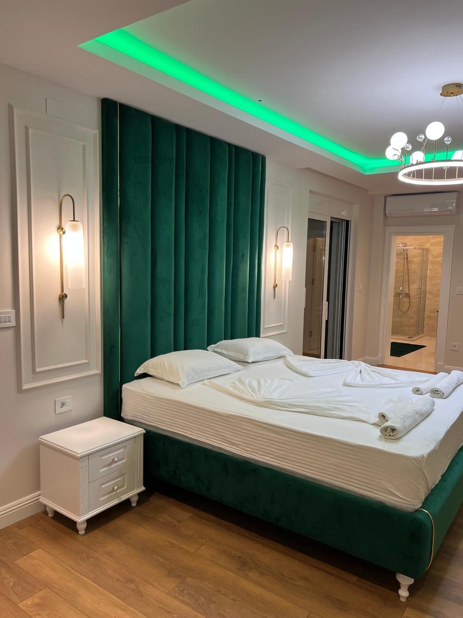 Hotel Metropolis Ulcinj Exterior foto